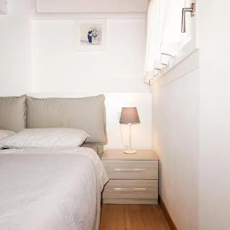 아파트 Bellavista 레노